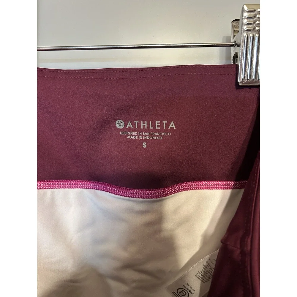 Athleta‎ Women's Exercise Shorts Purple Size Small Zip Pocket